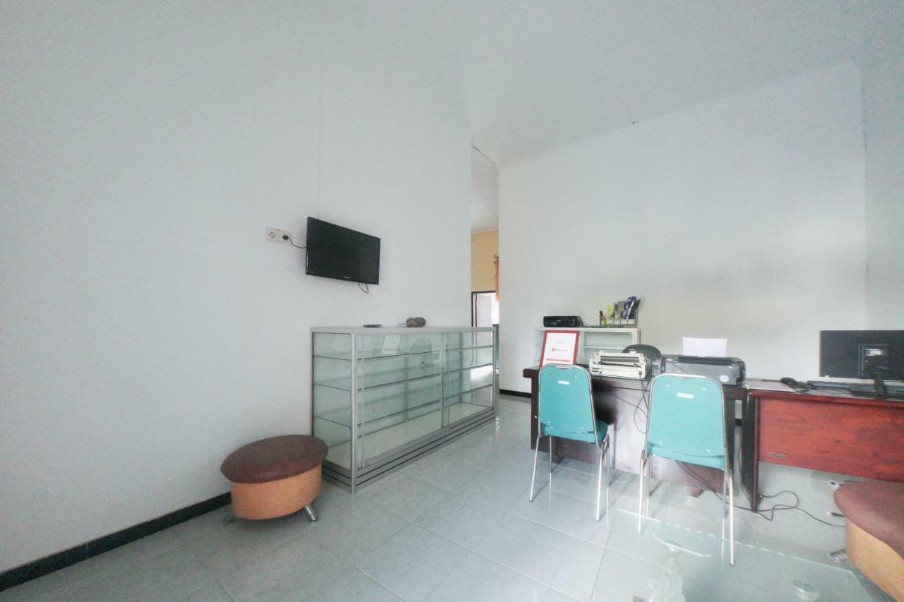 Reddoorz Syariah Near Mall Roxy Banyuwangi 2 Banyuwangi (East Java) Exterior foto